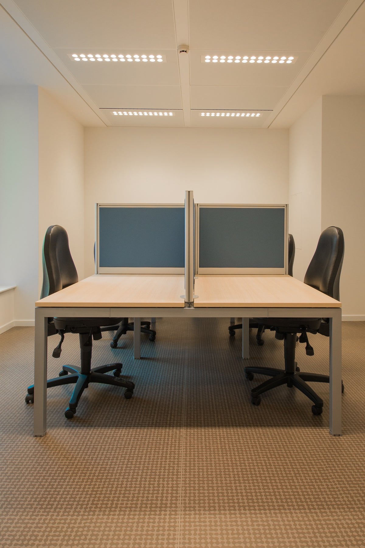 Spacious 2000 sq ft Office Space in Madhapur
